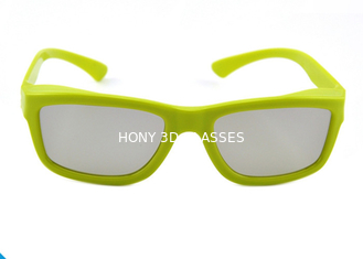 Les verres des cinémas 3D de couleur verte pour 3D passif TV, adulte ont classé les verres 3D polarisés par circulaire passive