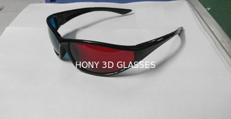 Les verres 3D cyan rouges en plastique qui respecte l'environnement ont polarisé pour le film du regard 3d